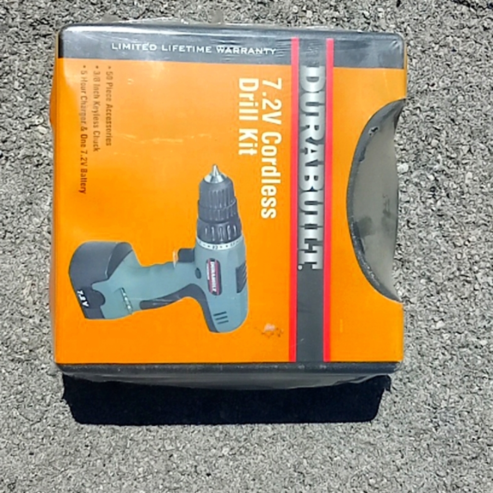 Durabuilt 7.2V Cordless Drill Kit Tool